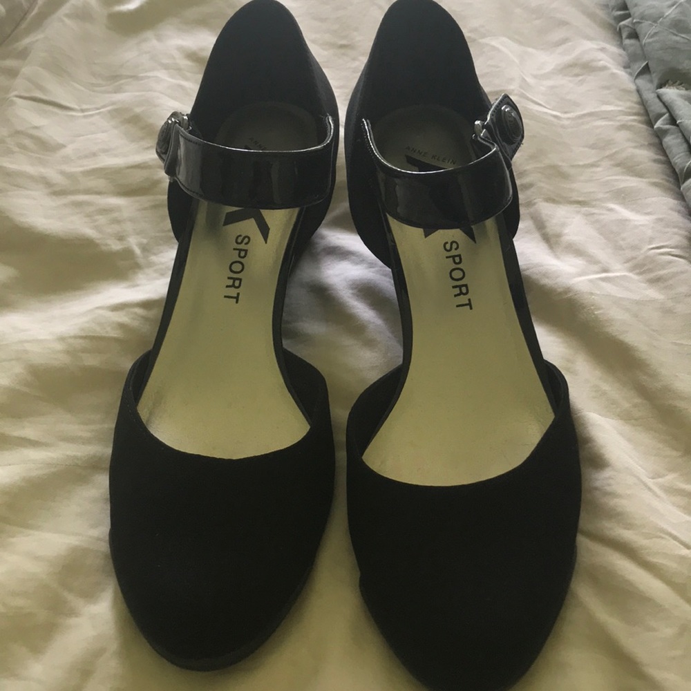Anne Klein - AK Sport Black wedges
